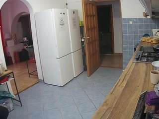 voyeurcam-julmodels-kitchen webcam model stream image