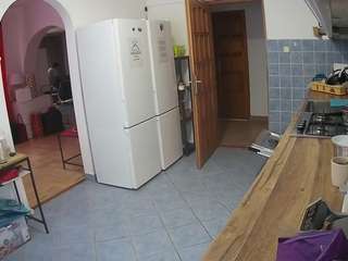 voyeurcam-julmodels-kitchen webcam camsoda model stream image