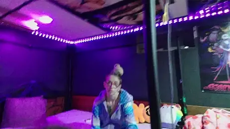 Stonermama666420 webcam model stream image