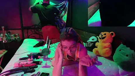 Stonermama666420 webcam model stream image