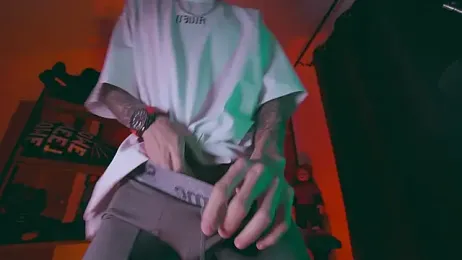 Olliver___y webcam model stream image