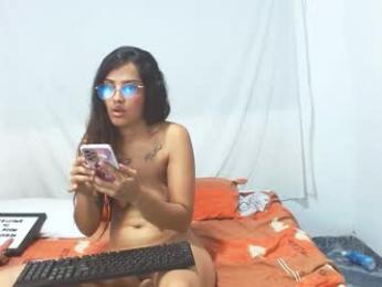 gigiilove24 webcam model stream image