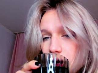 meowthlilu webcam model stream image