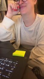 WhiteBubs webcam model stream image