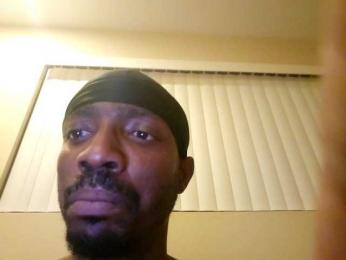 SavvyAndKay webcam model stream image