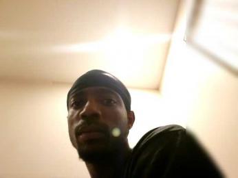 SavvyAndKay webcam model stream image