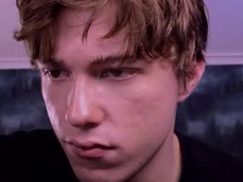 markshot_ webcam model stream image