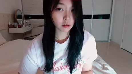 Miu1_girl webcam model stream image