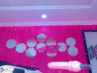 shanellgirl webcam model stream image