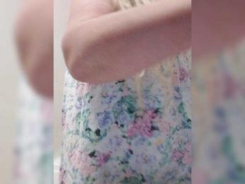 MonaMonako webcam model stream image