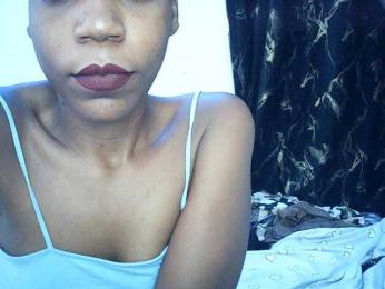 Ebbonyrakael webcam model stream image