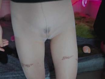 Z0mb1el0ll1 webcam model stream image