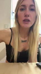 Caritadeangelll webcam model stream image