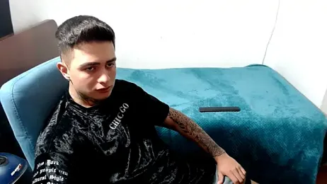 santii_ss webcam model stream image