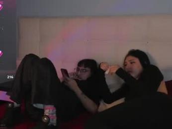 zowi_hottiee webcam model stream image