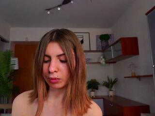 Erlina Elson webcam model stream image