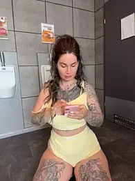 TattooGirlAlia webcam stripchat model stream image