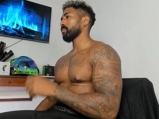 Xander Strongs webcam flirt4free model stream image