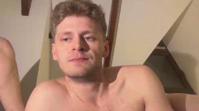 LionRequiem690 webcam model stream image