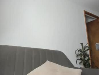 agelinaferrara webcam model stream image