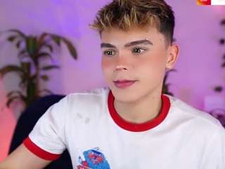 kennyboy-18 webcam model stream image