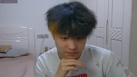 Similu-001 webcam stripchat model stream image