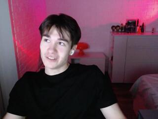 Mick Love webcam model stream image