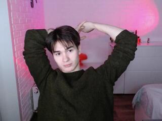 Mick Love webcam model stream image