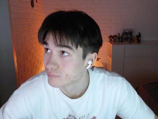 Mick Love webcam model stream image