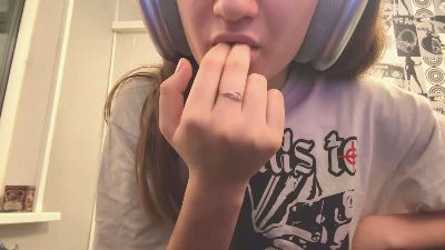 PamCoppess webcam model stream image