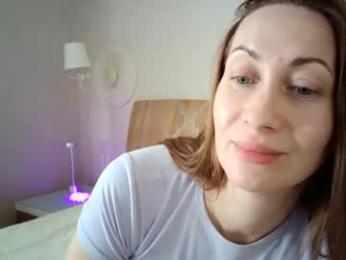 luna_hoti webcam model stream image