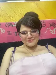 dayis_butera webcam model stream image