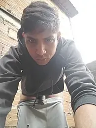 ashtoncooperr webcam stripchat model stream image