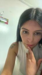 Marii_R webcam model stream image