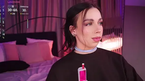 LunaNight webcam model stream image