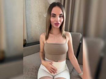 LedyMiya webcam bongacams model stream image