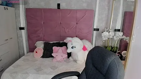 conny__curly webcam model stream image