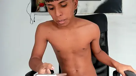 tyler_twink_boy webcam model stream image