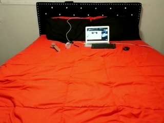 badgirl-kiki webcam model stream image