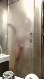 nakedworkbear2 webcam model stream image