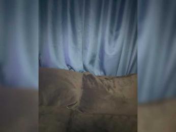 Pickmegirls webcam bongacams model stream image