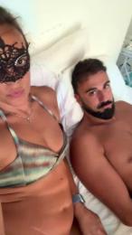 Mo9ne9 webcam model stream image