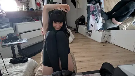 CeriseLapine webcam model stream image