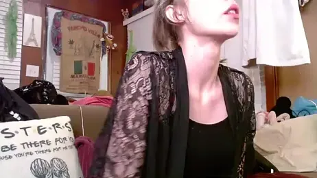 Candy-apple webcam stripchat model stream image