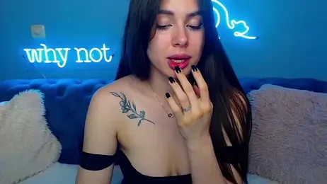 ViollinaLove webcam model stream image