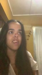 Littleegirl69 webcam model stream image