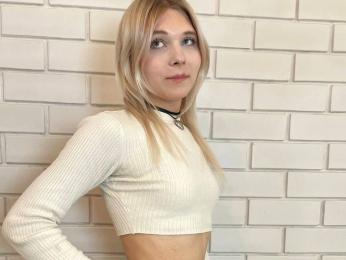 FinnaHall webcam model stream image