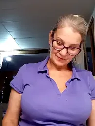 irinamaux webcam model stream image