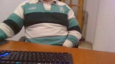 bear_bcn94 webcam model stream image