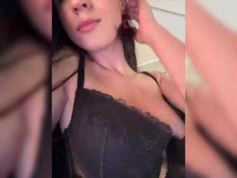 _Meggi_ webcam model stream image